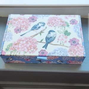 Lady Jayne Blue Bird Cigar Stationery Box Pink Flowers